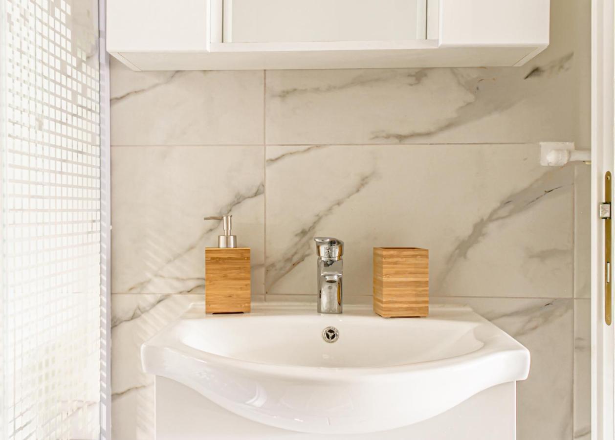 Ultracentral Lovely Flat Bucharest Luaran gambar
